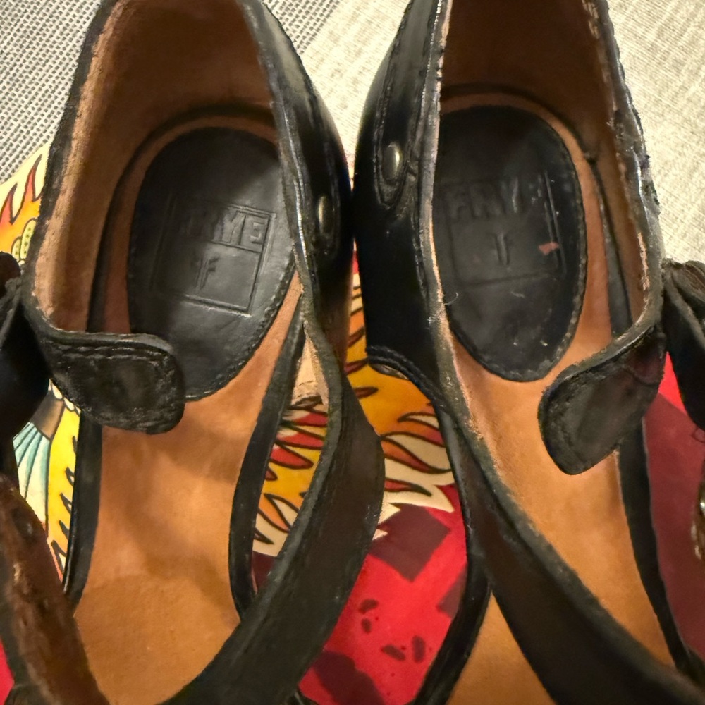 Frye Greta. open toed wedge heel Size 9. 4” heel. Leather - Picture 6 of 9